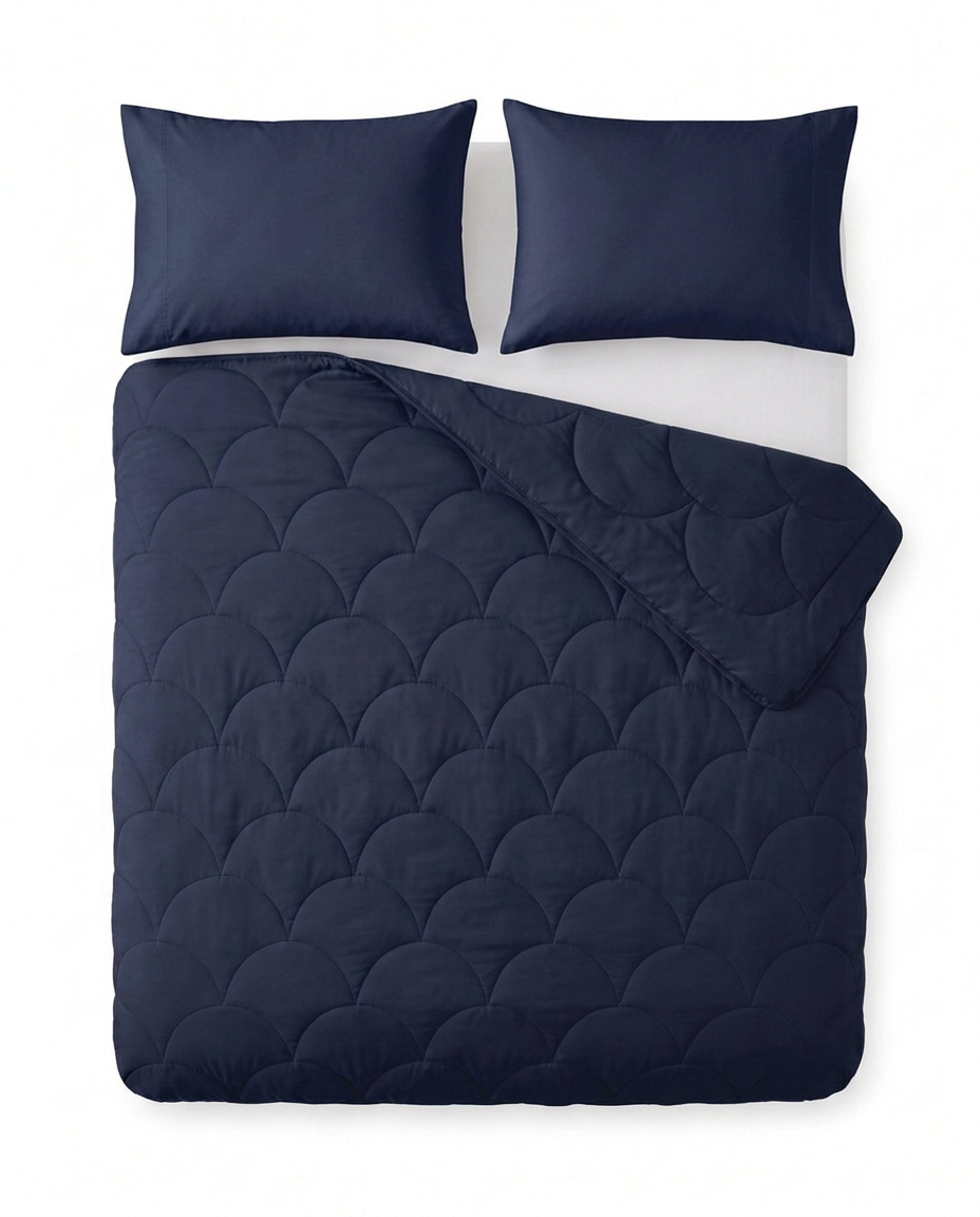 4 Seizoenen dekbed Donkerblauw van bovenaf op bed