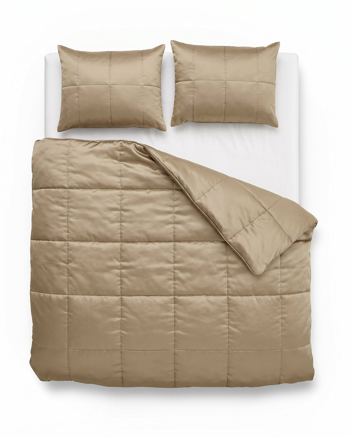 Satijn dekbed Taupe van bovenaf op bed
