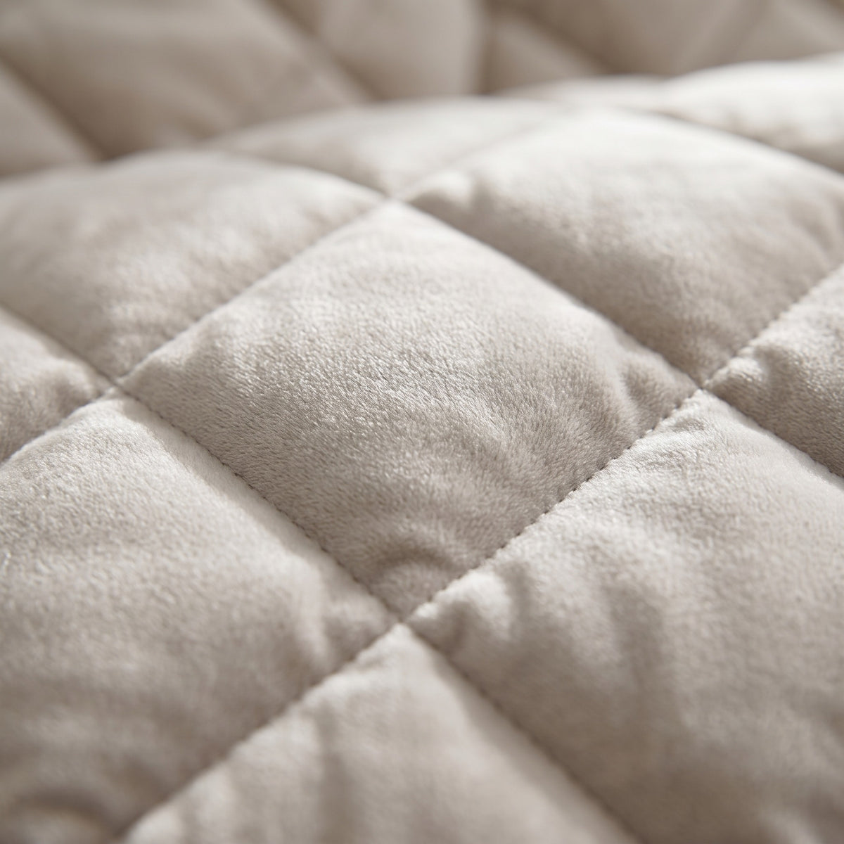 VANBRUINN Velvet Winterdekbed Greige detail